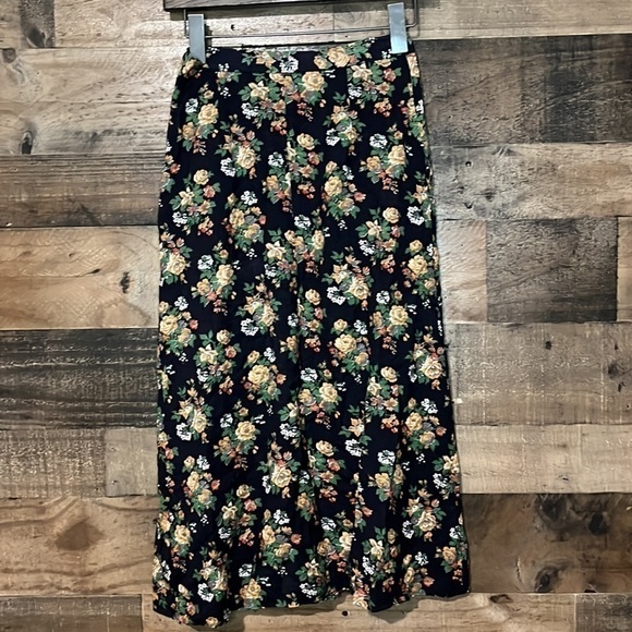 Barclay Beautiful a Line Square Wrap Floral Vintage XS Skirt with Pockets - Picture 6 of 6